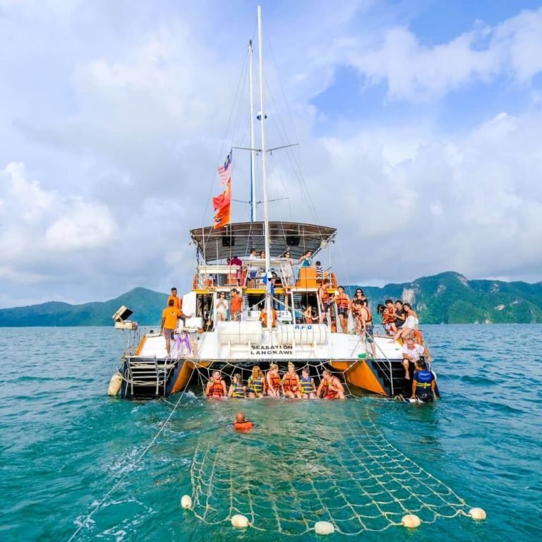 Sunset Cruise Langkawi By Tropical Charters